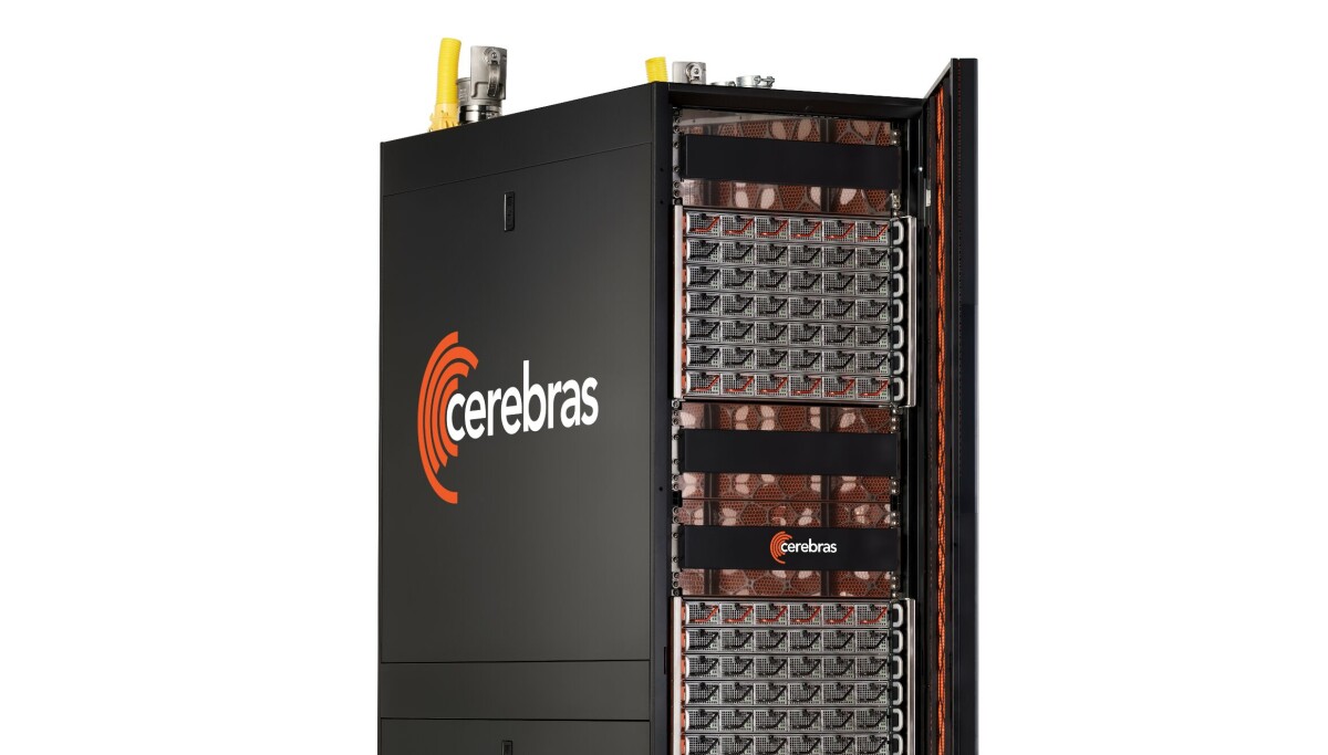 Cerebras CS-4が推論を2倍高速化｜同じチップで4400トークン毎秒