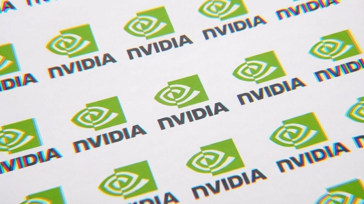 NVIDIA PAIRで事務所の複数PCが1台の推論基盤に　士業3論点