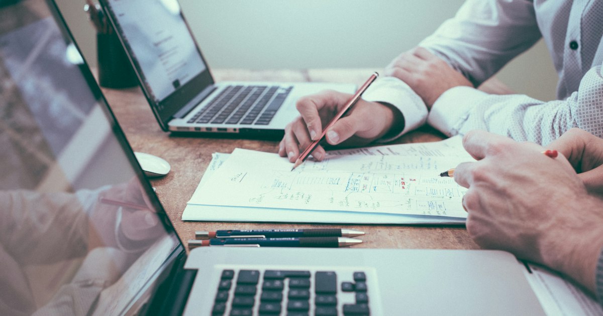 AI Consulting Loop on IDXを中小企業診断士が検討する前に 経営案件データ突合の判断軸7つ